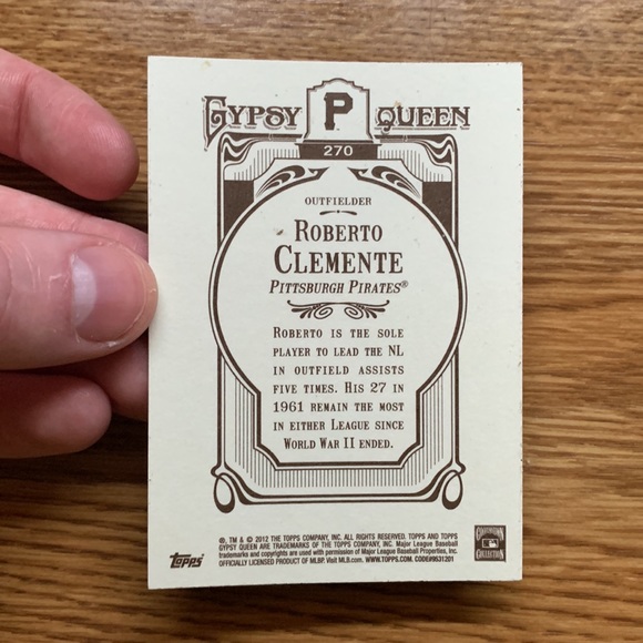 Roberto Clemente Card - Picture 2 of 4